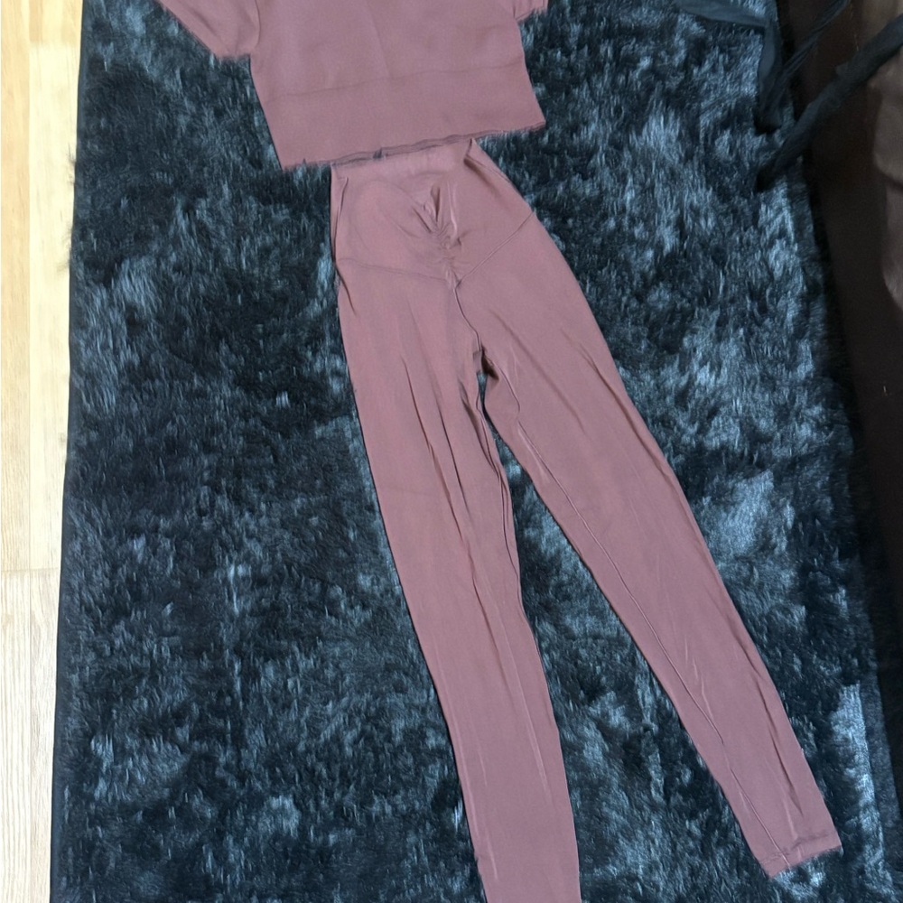 OFFLINE By Aerie Two Piece Set